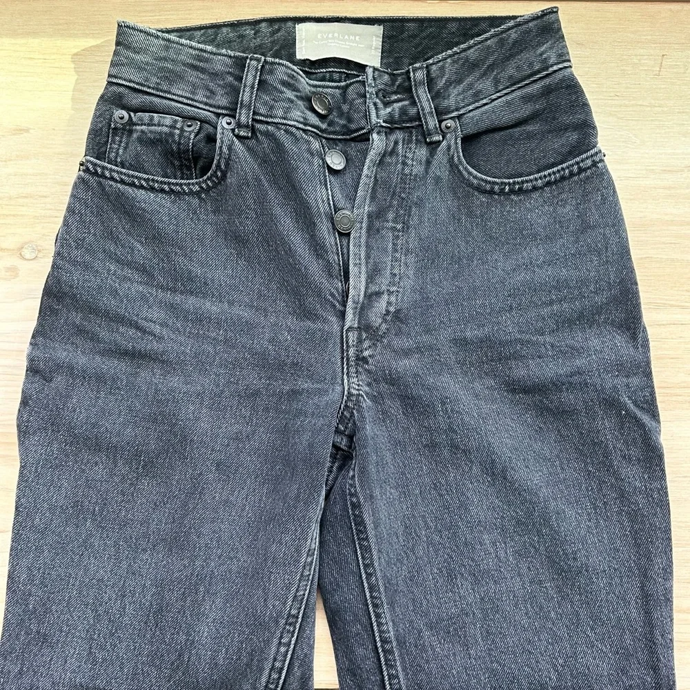 EVERLANE Curvy 90s Cheeky Straight - Picture 6 of 8